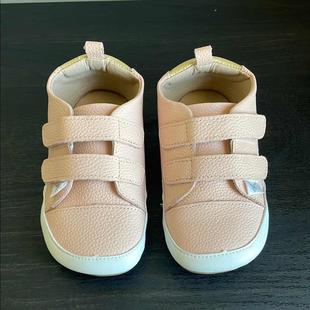 NEW Low Top Barefoot Sole Pink Velcro Shoes, Little Love Bug